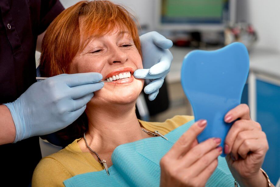 How to Clean Dental Implants After Surgery